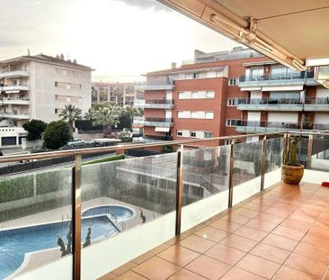 4 room luxury Apartment for rent in Sitges, Spain - Photo 2