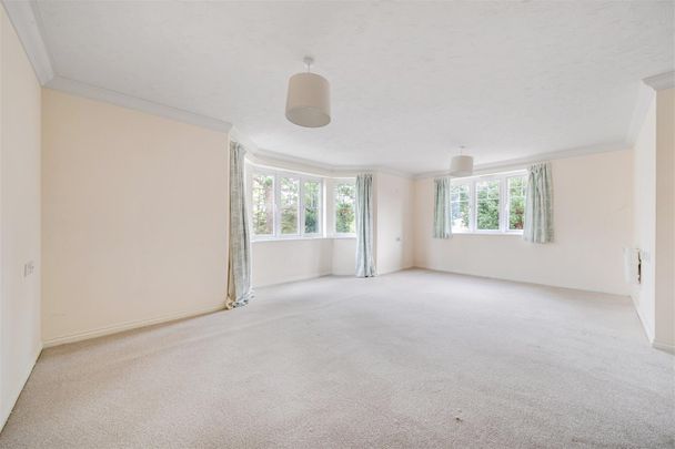 Mulberry Lodge, Emsworth - Photo 1