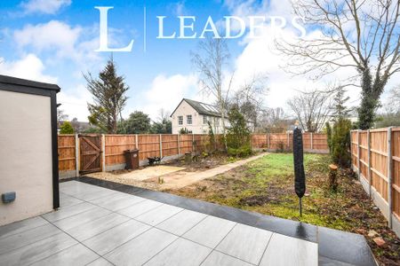 1 bedroom in a house share to rent - Photo 4