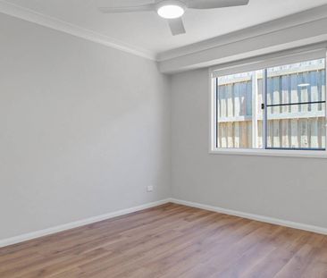 Brand New | Premium 2 Bedroom, 2 Bathroom Living in Newtown - Photo 3