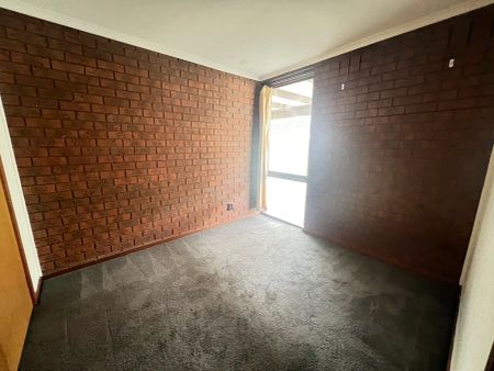 “INSPECT & MOVE IN NOW” - Photo 4