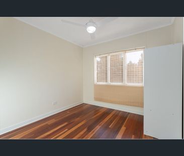 16 Thomas Street, Sadliers Crossing, Qld 4305 - Photo 2