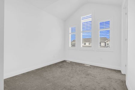 For Lease - 18 Saxony Street, Kitchener, Ontario - Photo 4