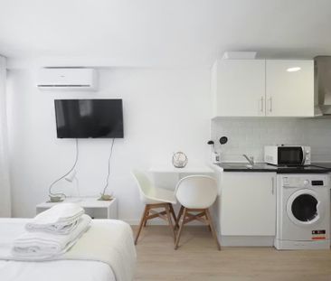 Pasaje Virgen de la Alegría, Madrid, Community of Madrid 28027 - Photo 5