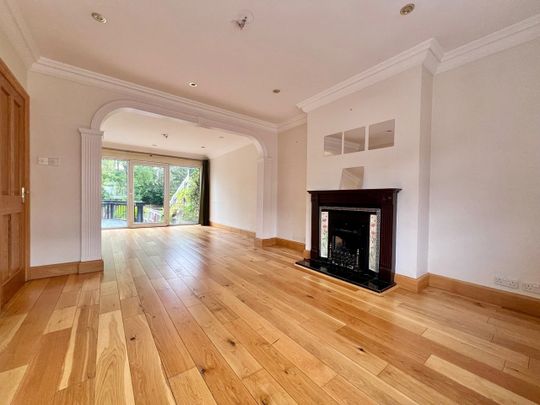 3 Bed Semi-Detached House, Manton Drive, LU2 - Photo 1