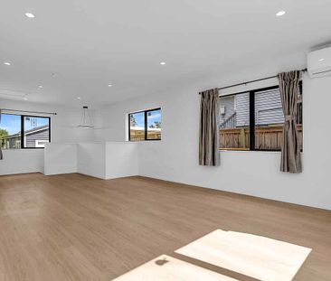 Modern 3BR Townhouse in Mangere Bridge - Photo 3