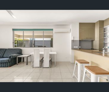 4/70 Durham Street, St Lucia, Qld 4067 - Photo 5