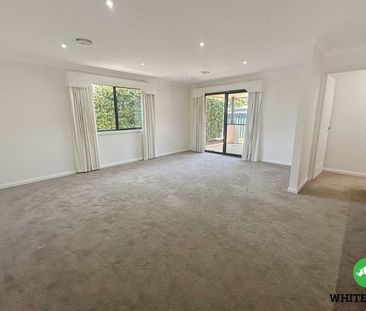 48B Kalgoorlie Crescent, Fisher - Photo 6