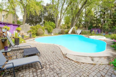 For Lease - 10813 Victoria Square Boulevard, Markham, Ontario - Photo 2