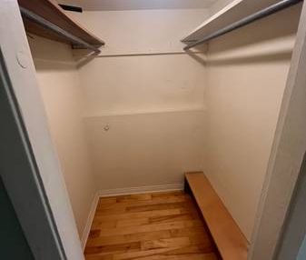 1 Bedroom and den Near VGH - Photo 3