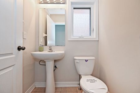 For Lease - 110 Southdown Avenue, Vaughan, Ontario - Photo 2