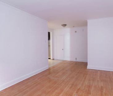 5552 Snowdon Street - Photo 3