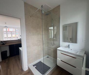 Location Appartement 1 pièce 27m² LILLE 59000 - Photo 4