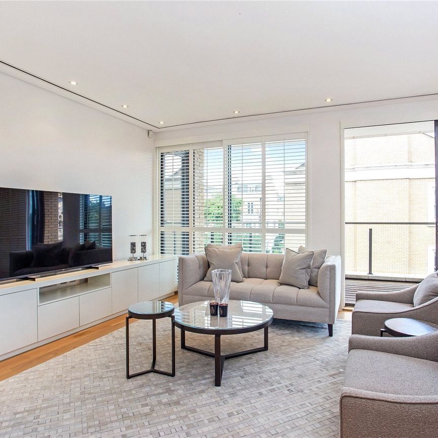 Wycombe Square, Kensington, London, W8 flat to rent - Photo 1