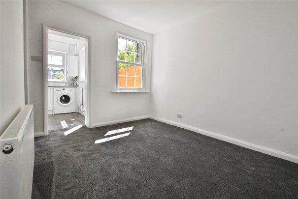 2 bedroom house to rent - Photo 1