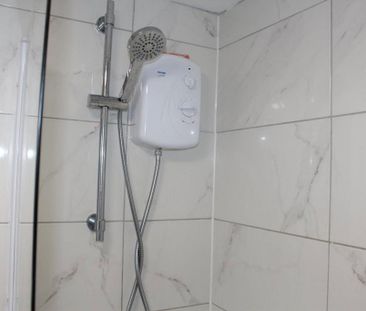 4 bedroom house to rent - Photo 3