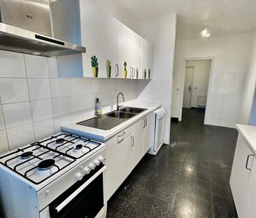 Appartement te huur - Photo 1