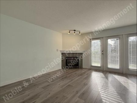 8XXX Venture Way 17 Surrey - Photo 2