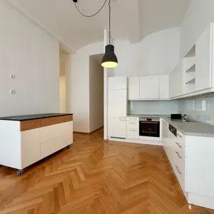 Charmante ALTBAUWOHNUNG ++ SALZGRIES 1010 Wien - Foto 1