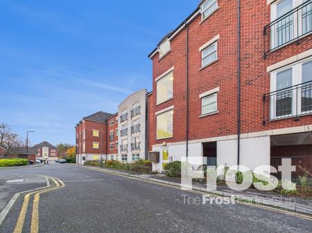 Tobermory Close, Slough, Berkshire,SL3 - Photo 3