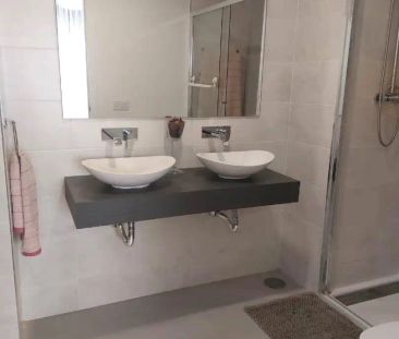 Piso de alquiler en Calle Navarro Ledesma, El Cónsul - Ciudad Unive... - Photo 5