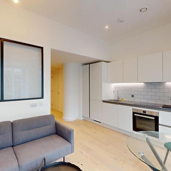 Studio to rent - Photo 1