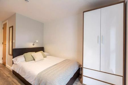 Premium Ensuite - Photo 5