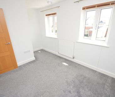 3 bedroom detached house to rent - Photo 3