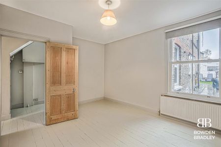 2 bedroom maisonette to rent - Photo 3