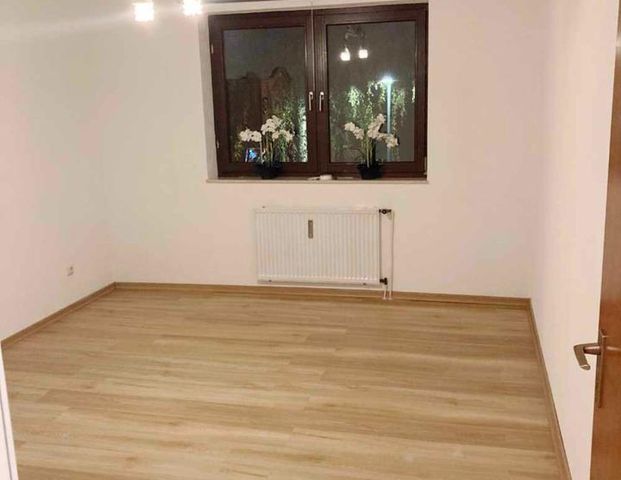 Altengerechte 60qm Wohnung in Moers-Zentrum mit Balkon - Photo 1