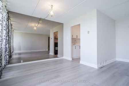 For Lease - 2 Glamorgan Avenue Unit# 602, Toronto, Ontario - Photo 4