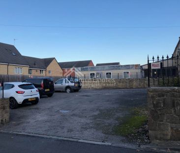 Price £600 pcm - Available Now - Unfurnished - Photo 5