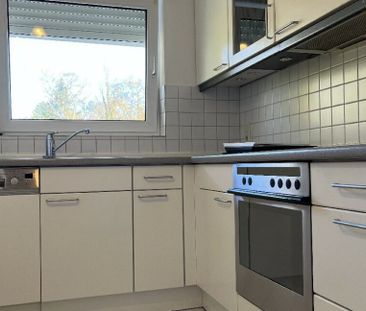 Moderne 2,5 Zimmer-Wohnung mit Balkon und Traumaussicht in Bestlage... - Photo 6