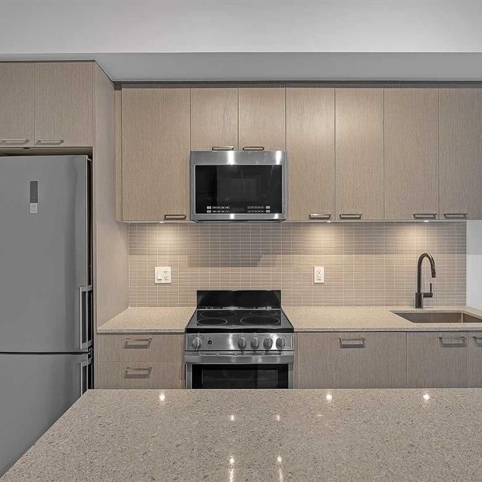 For Lease - 1808 St Clair Avenue Unit# 205, Toronto, Ontario - Photo 1