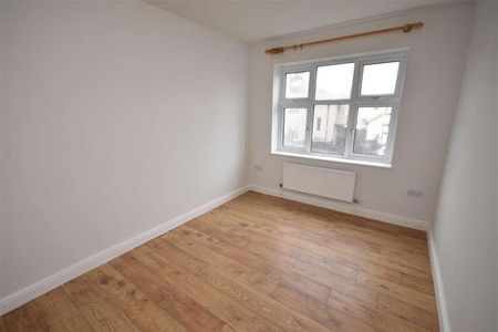 Downham Court, Downham Road South, Heswall, CH60 - Photo 3