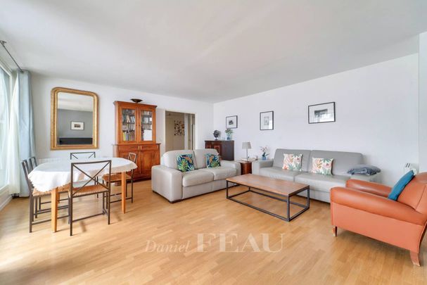 Location appartement, Paris 18ème (75018), 4 pièces, 92 m², ref 86441220 - Photo 1