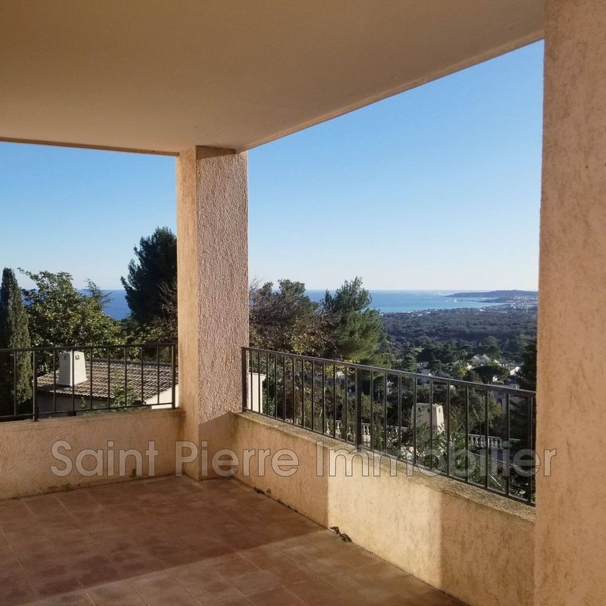 Location Appartement 4 pièces 101m² VILLENEUVE LOUBET 06270 - Photo 1