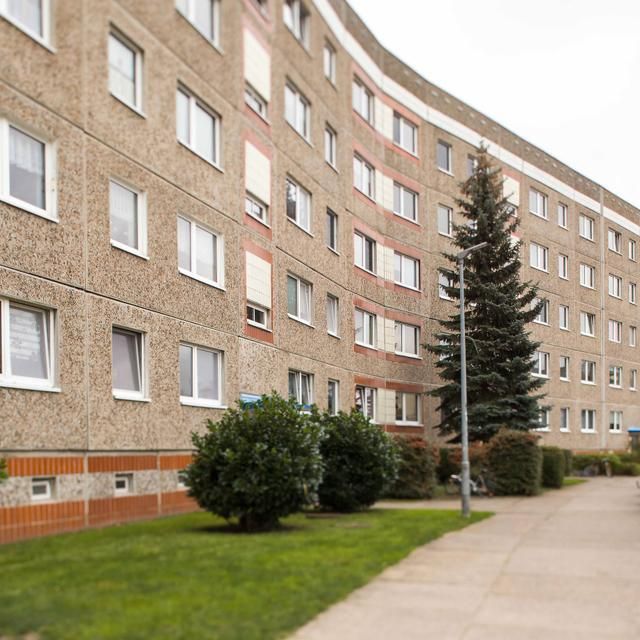 Große 1-Raum-Wohnung mit Balkonanbau! - Photo 1