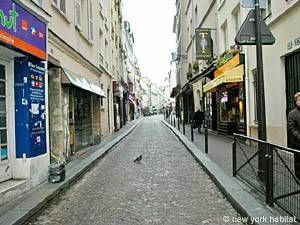 Logement à Paris, Location meublée - Photo 1