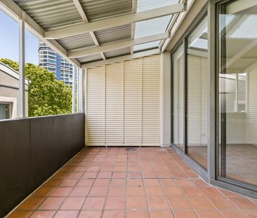Unfurnished studio in heart of Kangaroo Point! - Photo 5
