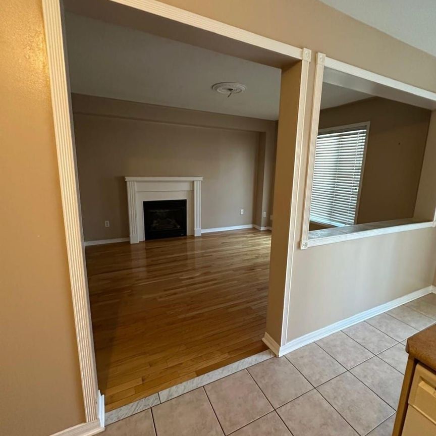 For Lease - 39 CAPISTRO Street Unit# UPPER, Brampton, Ontario - Photo 1