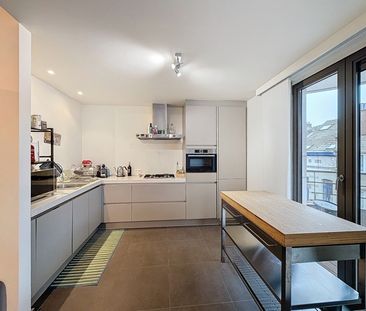 Appartement te huur in Ixelles - Photo 3