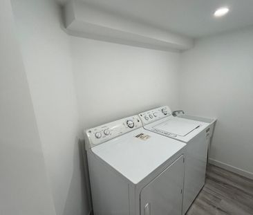 For Lease - 550 Greig Circle, Newmarket, Ontario - Photo 6