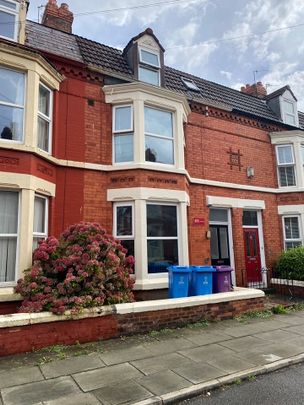 Room in a Shared House, Ampthill Road, L17 - Photo 1