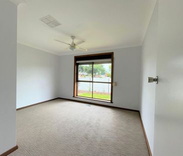 4 Bedroom Home - Photo 5