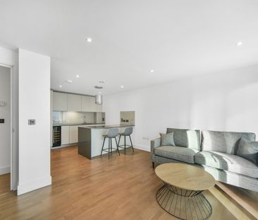 2 Bed Flat, Whitechapel High St, E1 - Photo 3