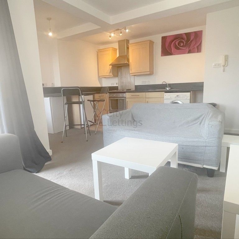 2 Bedroom Apartment - Photo 1