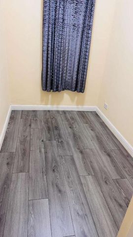 Stoke-on-trent, ST4 - Photo 3