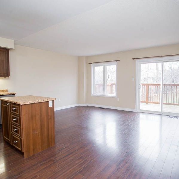 For Lease - 20 McConkey Crescent Unit# 115, Brantford, Ontario - Photo 1