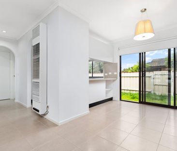 Modern Living, Low-Maintenance Lifestyle - Photo 3